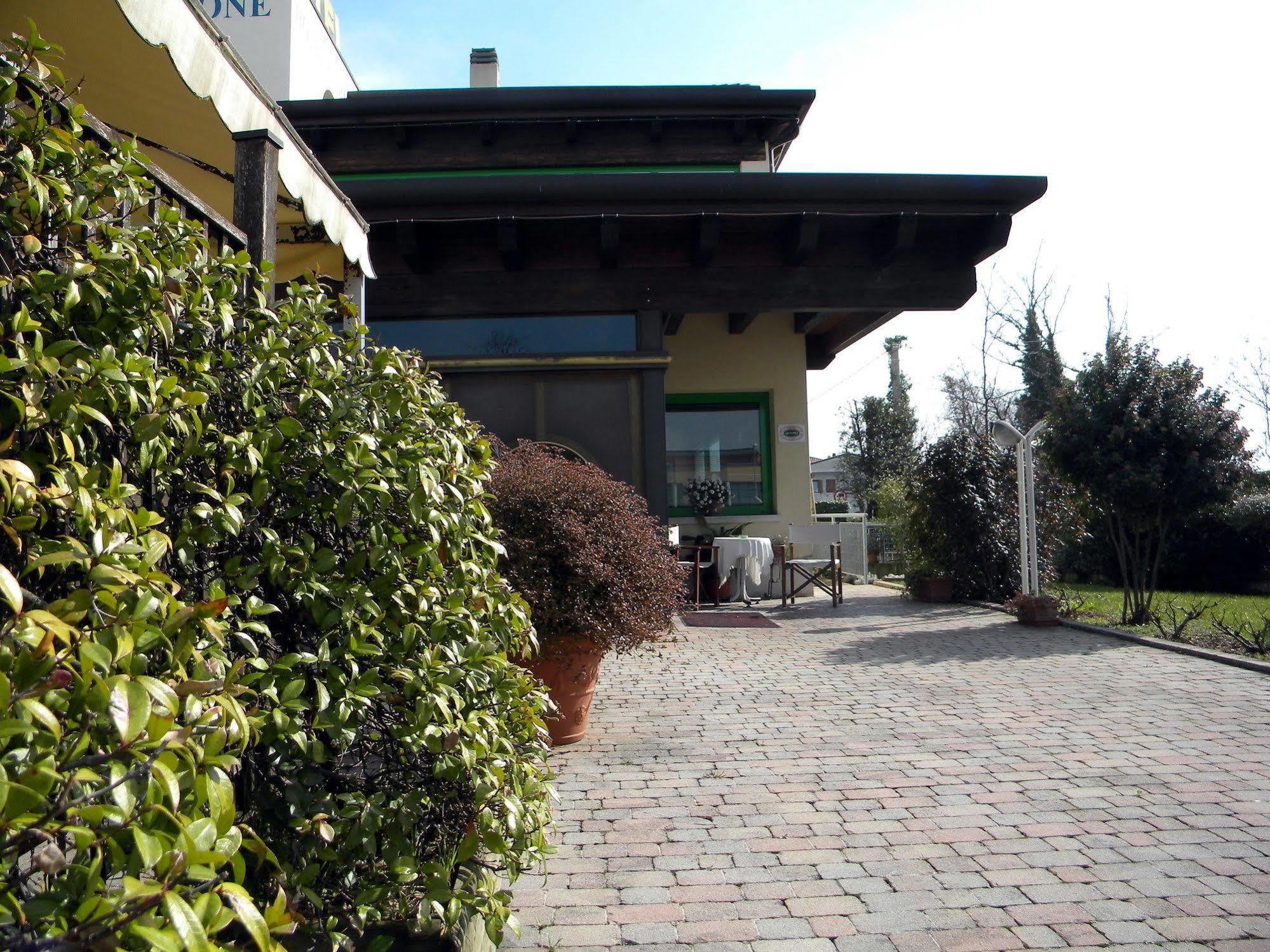 Hotel Corone 3*