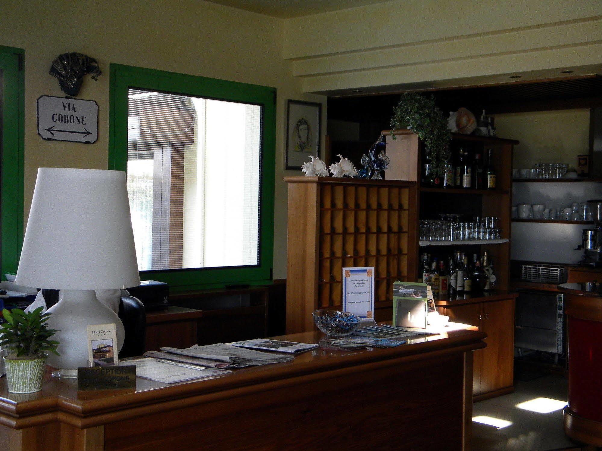 Hotel Corone Caerano Di San Marco